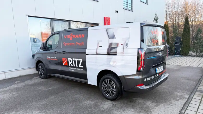 Ritz Heiztechnik Firmenfahrzeug mit Viessmann System Profi Beschriftung